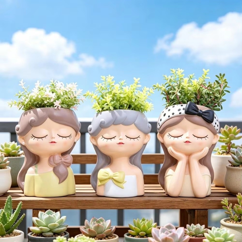 Bonsai Garden And Cafe - Садовые принадлежности: кашпо в виде лица
